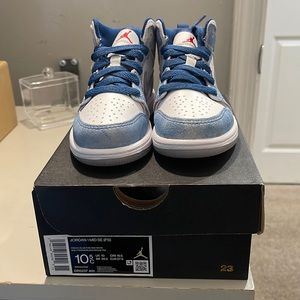 Jordan 1 Mid SE PS French Blue